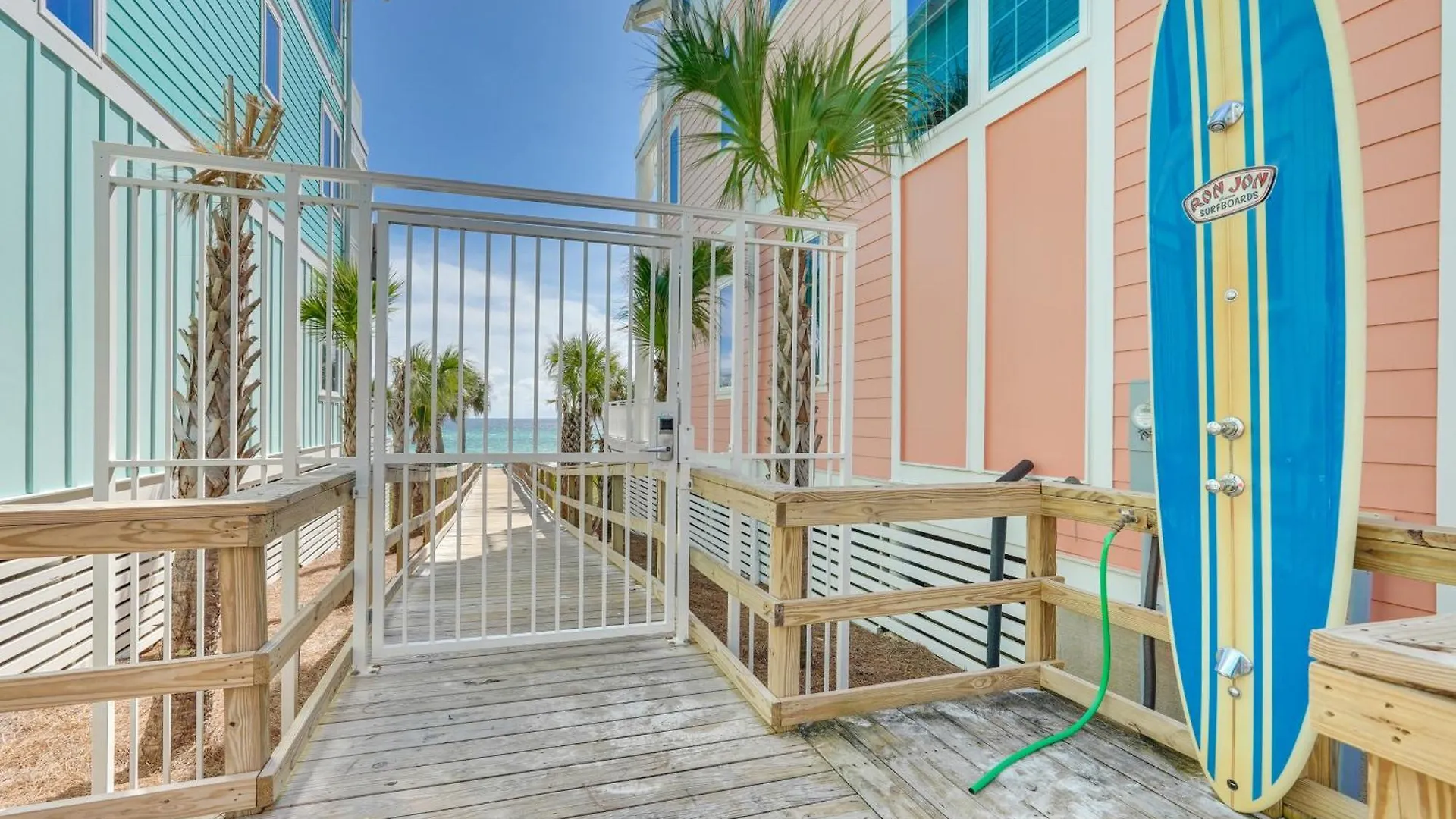 بيت للعطل Pcb Margaritas And Parrots In Paradise Bungalow بنما سيتي بيتش